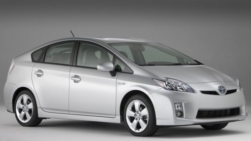 Hybride's zijn hot, vooral in de leasemarkt. Uit cijfers van VWE blijkt de Honda Civic Hybrid in het eerste halfjaar het meest door leasemaatschappijen besteld; liefst 3184 stuks werden er aan de man