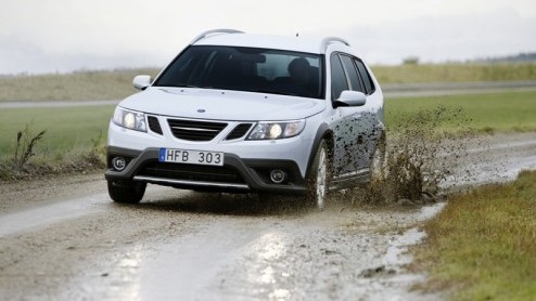 Eerder dit jaar toonde Saab ons in Genve al de Saab 9-3X, een stoer aangeklede 9-3 SportEstate met vierwielaandrijving. Na zijn publieksdebuut op de AutoRAI vindt de 9-3X nu zijn weg naar de prijslij