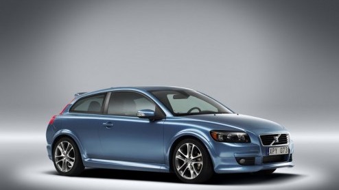 Terwijl smart tegenwoordig bestelde autos ook thuisbezorgt, geeft Volvo juist nieuwe C30-kopers de mogelijkheid om zelf naar het Zweedse Gteborg af te reizen. Het merk wijdt een 3 daags arrangemen
