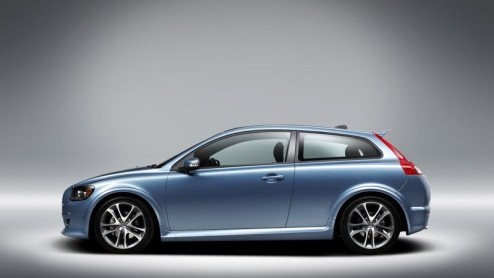 Terwijl smart tegenwoordig bestelde autos ook thuisbezorgt, geeft Volvo juist nieuwe C30-kopers de mogelijkheid om zelf naar het Zweedse Gteborg af te reizen. Het merk wijdt een 3 daags arrangemen