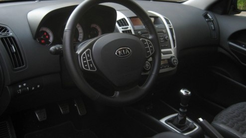 Het zijn soms de kleine beetjes die helpen. Die vlieger gaat ook op voor diverse Kia ceed-modellen met ISG. Dankzij de toepassing van een start-stopsysteem is de brandstofbesparing groot genoeg om ne