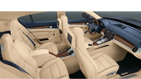 Niets is zo persoonlijk als smaak. De gelukkige Porsche Panamera-rijder die zijn trotse reisatleet nog exclusiever wil maken vindt de oplossing bij Porsche Exclusive en Porsche Tequipment. Met bijzond
