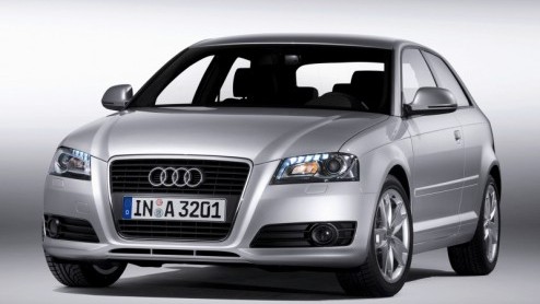 In de markt voor een Audi A3 en wil je extra sportief en luxe voor de dag komen? Dan is er de gelimiteerde S edition, vanaf 31.990 euro. Compleet met DVD-navigatie, het S line-pakket en 17 inch wielen
