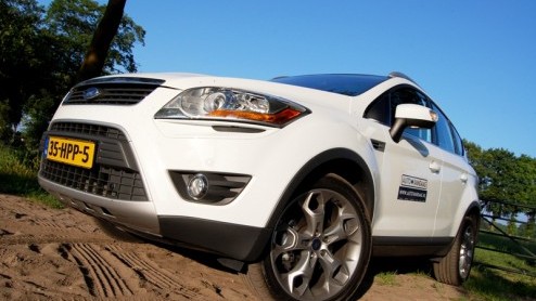 Ford was als Europese autofabrikant relatief laat met het bestormen van het compacte SUV-segment. De Kuga pakte wel direct serieus uit met zijn uitgesproken design en strakke rijeigenschappen. Maar, m