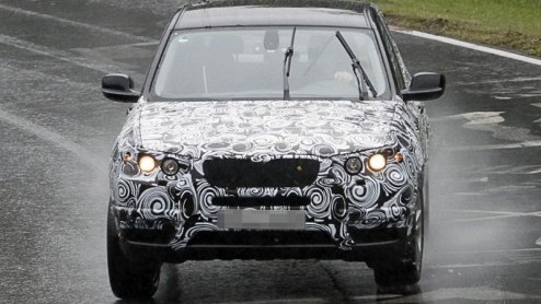 Nu de BMW X1 gereed staat voor introductie, is de aandacht in het spionagecircuit weer gericht op de nieuwe generatie van zijn grote broer X3. We zagen de Beier al eerder in het wild; maar dit keer kw