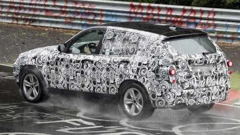 Nu de BMW X1 gereed staat voor introductie, is de aandacht in het spionagecircuit weer gericht op de nieuwe generatie van zijn grote broer X3. We zagen de Beier al eerder in het wild; maar dit keer kw