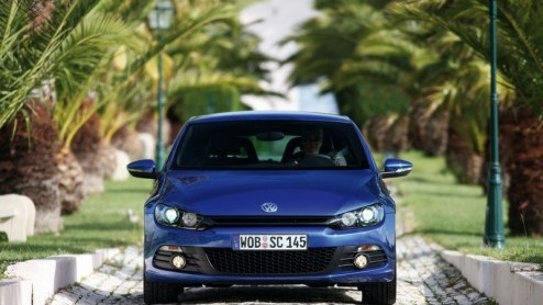Een Volkswagen Scirocco BlueMotion, waarom niet? Wanneer de sportieve rakker uit de VW-stallen immers eenmaal van de mobility manager te rijden is van de zaak, is een extra zuinige variant wel zo aant