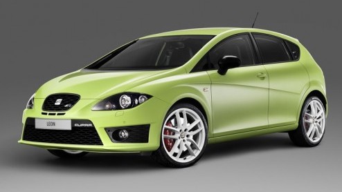 De Seat Leon Cupra R is terug. Nou ja, bijna dan. Op de IAA Frankfurt gaat het doek er af. Met liefst 265 pk is deze gepeperde Spanjaard uiteraard krachtiger dan een standaard Cupra, en dat geldt ook 