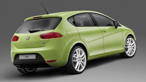 De Seat Leon Cupra R is terug. Nou ja, bijna dan. Op de IAA Frankfurt gaat het doek er af. Met liefst 265 pk is deze gepeperde Spanjaard uiteraard krachtiger dan een standaard Cupra, en dat geldt ook 