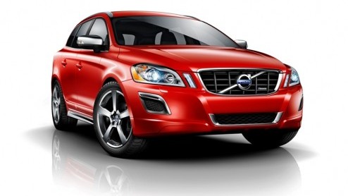 Het motorpalet van de Volvo XC60 blijft aan vernieuwing onderhevig. Na de komst van de nieuwe 2.4D, D5 dieselmotor en DRIVe-uitvoering voegt Volvo dit jaar nog een splinterieuwe direct ingespoten twee