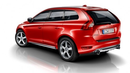Het motorpalet van de Volvo XC60 blijft aan vernieuwing onderhevig. Na de komst van de nieuwe 2.4D, D5 dieselmotor en DRIVe-uitvoering voegt Volvo dit jaar nog een splinterieuwe direct ingespoten twee