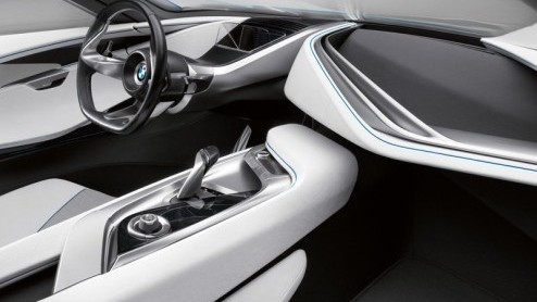 Leuk zon teaser van de BMW Vision EfficientDynamics Concept, maar we zien liever echte beelden. Nu deze beschikbaar zijn voorafgaand aan de IAA weten we dat de Duitsers op de zeer sportieve toer gaan