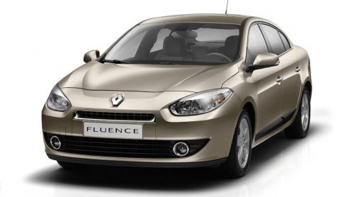 De nieuwe Renault Mgane sedan gaat los onder de naam Renault Fluence. Landen in Oost-Europa kunnen er dit jaar mee rijden, of de vierdeursversie ook naar ons land komt is nog afwachten.