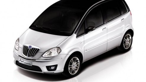 Bij een autoshow als de IAA mag bij Lancia een eye-catcher niet ontbreken. Het merk presenteert volgende week in Frankfurt een regelrechte aandachtstrekker voor vrouwen: de Ypsilon ELLE showcar. Daarn