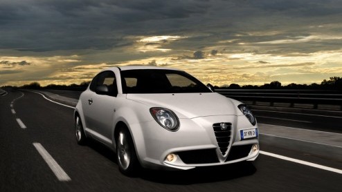 Fiat Powertrain Technologies (FPT) heeft er weer een nieuw kindje bij. Een kind (lees: krachtbron) om trots op te zijn: meer vermogen en meer koppel bij een lager verbruik. Alfa bijt met de Mito 1.4 M