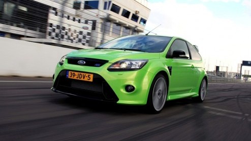 In tijden waarin het draait om zuinig rijden en de hand op de knip, scoort de Focus RS als de beste. Alle 50 exemplaren die voor dit jaar zijn besteld hebben hun weg gevonden naar een gelukkige eigena