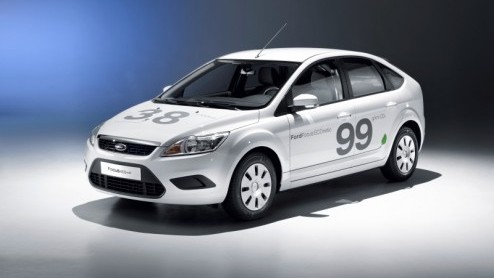 De nieuwe Ford Focus ECOnetic, die in Frankfurt zijn wereldpremire beleefde, is per direct te bestellen. Deze nog zuinigere versie met nieuwe brandstofbesparende slimmigheden verstookt nog slechts 3.