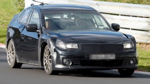 Het is al even duidelijk geworden dat Subaru en Toyota de handen ineen hebben geslagen om een nieuw scheurijzer te ontwikkelen. Terwijl we het op de Tokyo Motor Show moeten doen met het FT-86 studiemo