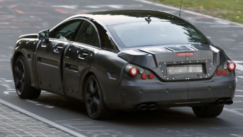 De nieuwe Mercedes-Benz CLS-Klasse maakt al flink wat stappen vooruit. Net als in het leveringsprogramma van de huidige generatie kunnen we ook weer een AMG-derivaat tegemoet zien en daarvan zien we h