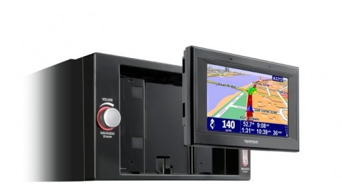 TomTom stapt verder in het avontuur van gentegreerde navigatie in auto's. Na een samenwerking met Fiat en Renault biedt de autonavigatie-fabrikant nu voor iedereen de Go I-90; een dubbel-TomTom radio