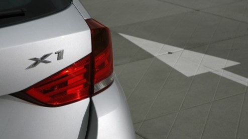 BMW komt de laatste tijd verrassend uit de hoek met nieuwe modellen. Met de excentrieke X6 nog altijd scherp op ons netvlies, en het recente startschot van de upper-class 5-GT laat het merk zien er ge