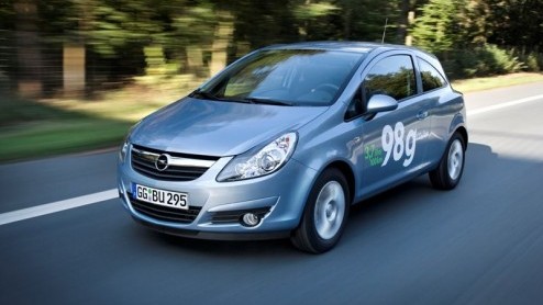 Opel begint het jaar 2010 met goede voornemens. De Opel Corsa ecoFLEX is dan in een verder verfijnde variant leverbaar, waarbij de dieselmotor 28% aan kracht wint maar toch 10% zuiniger is. De gemidde