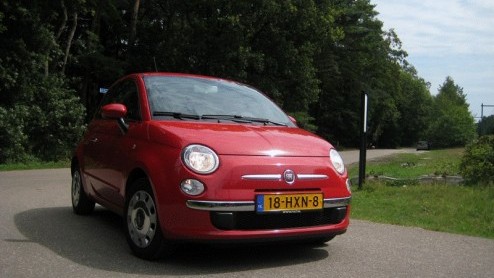 Stilstand is achteruitgang. Of toch niet? De Fiat 500 1.2 met Dualogic en Start&Stop boekt verbruikswinst bij elke stop, zonder er zelf iets voor te doen. Naast een lagere brandstofrekening levert dez