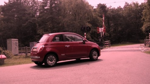 Stilstand is achteruitgang. Of toch niet? De Fiat 500 1.2 met Dualogic en Start&Stop boekt verbruikswinst bij elke stop, zonder er zelf iets voor te doen. Naast een lagere brandstofrekening levert dez