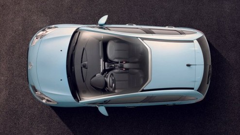 Citron heeft de vanafprijs van de Citroen C3 vrijgegeven. De nieuwe Fransoos, die vanaf maart in de showroom staat, gaat minimaal 12.990 euro kosten. Je kunt het een verrassing noemen of niet, maar d