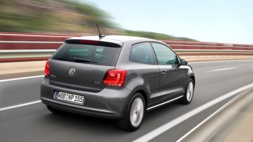 Uit onze eerdere kennismaking bleek al; wie een beetje leuk wil doorrijden pakt de Polo 1.2 TSI. Dit staaltje downsizing met 105 pk is per direct voor Nederland aan het leveringsprogramma toegevoegd. 