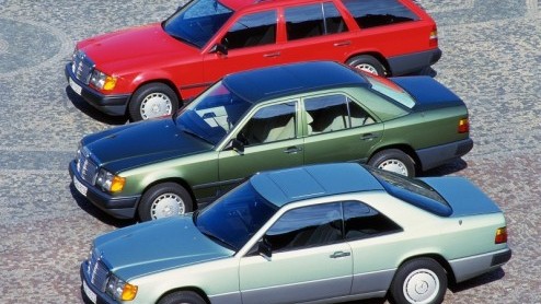 Bij Mercedes-Benz is het tijd voor feest. De W124  de eerste serie waarin de aanduiding E-Klasse zijn intrede deed  viert deze maand zijn 25e levensjaar. Deze mijlpaal mag gezien zijn ijzersterke re