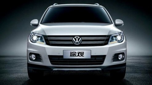 Het plan van Volkswagen om de Tiguan te faceliften krijgt nu duidelijkheid. Op de Guangzhou Auto Show hebben de Duitsers de vernieuwde 'Tigi' gepresenteerd. Vraag is nu, vindt de opfriskuur ook zijn w