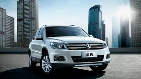 Het plan van Volkswagen om de Tiguan te faceliften krijgt nu duidelijkheid. Op de Guangzhou Auto Show hebben de Duitsers de vernieuwde 'Tigi' gepresenteerd. Vraag is nu, vindt de opfriskuur ook zijn w