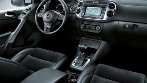 Het plan van Volkswagen om de Tiguan te faceliften krijgt nu duidelijkheid. Op de Guangzhou Auto Show hebben de Duitsers de vernieuwde 'Tigi' gepresenteerd. Vraag is nu, vindt de opfriskuur ook zijn w