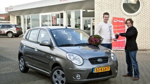 Kia heeft in samenwerking met radiozender Q music het actiemodel Picanto Q gelanceerd. Voorzien van diverse extra's en sportieve looks is de compacte Koreaan er vanaf 7995 euro. Je kunt er ook nog n