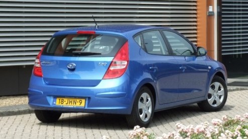 Hyundai roept het al weken van de daken: wie in een i30 meedoet aan de Blue Challenge en zich als zuinigste rijder van Nederland kwalificeert, kan rekenen op heel veel eer en vijf jaar lang gratis bra