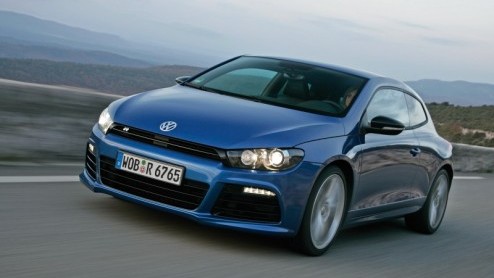 Volkswagen begint het nieuwe jaar op volle kracht. In januari arriveert de top-Scirocco allertijden, de Scirocco R. De sportieve scheurneus kan rekenen op 265 pk aan de voorwielen en een imposant stri