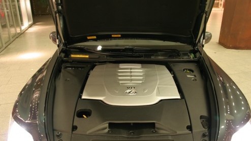 Reikhalzend hebben we de afgelopen maanden uitgekeken naar de komst van de nieuwe Lexus LS. Want vooral de laatste jaren heeft dit luxemerk van Toyota laten zien niet alleen voorbeeldig afgewerkte aut