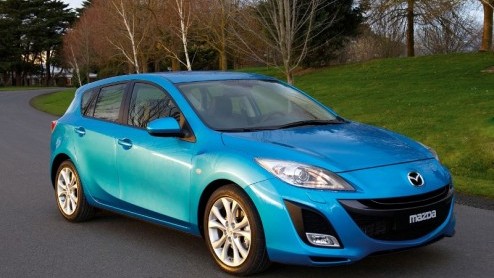 Met ingang van 1 januari 2010 treden de nieuwe overheidsmaatregelen omtrent de autobelasting in. Dat heeft gevolgen voor de prijskaartjes van vele modellen. Mazda grijpt dit moment aan om een nieuw in