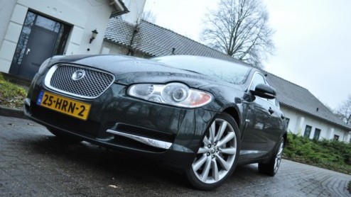 Sinds het aantreden van Ian Cullum, het opperhoofd van de Jaguar designafdeling, worden de modellen op zijn zachtst gezegd anders vormgegeven. De doorgaans op leeftijd verkerende Jaguar-bestuurder m