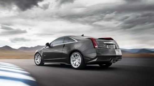 Bijna officieel; de Cadillac CTS-V Coupe. De tweedeursvariant van de Amerikaanse sedan staat in een sportief tenue en voorzien van een 6.2 V8 met supercharger te glimmen op de Autoshow in Detroit.