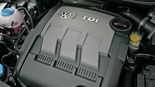 De zuinigheidskampioen van Volkswagen gaat in de verkoop. Per direct opent het dealer de orderboeken van de nieuwe Polo BlueMotion, die vanaf maart wordt uitgeleverd. Met een verbruik van slechts 3.3l