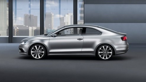Het had zo mooi kunnen zijn; een Jetta Coup. Net even sportiever dan de sedan, niet zo compact als een Scirocco en netjes geprijsd onder de Passat CC. Helaas; de in Detroit gepresenteerde 'New Compac