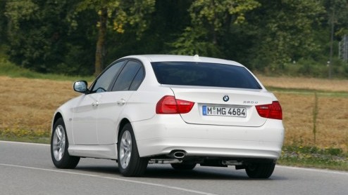 Vandaag opende de Autosalon van Brussel haar deuren voor de pers. BMW nam onder meer de 320d Efficient Dynamics Edition mee; de meest zuinige BMW, 163 pk en 20% bijtelling. De Nederlandse importeur he