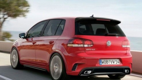 De nieuwe Golf GTI heeft zoals altijd een subtiele, maar sportieve outfit. Nu is er RevoZport die vindt dat het nog veel heftiger mag; het resultaat is de Golf GTI RZR in een heldhaftig strijdtenue me