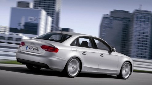 Audi heeft nieuwe Business Editions bedacht. Het merk trapt het begin van het jaar verder af met zakelijk ingestelde versies van de A4 en A4 Allroad. De Allroad Pro Line Business heeft extra uitrustin