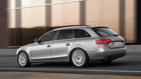Audi heeft nieuwe Business Editions bedacht. Het merk trapt het begin van het jaar verder af met zakelijk ingestelde versies van de A4 en A4 Allroad. De Allroad Pro Line Business heeft extra uitrustin