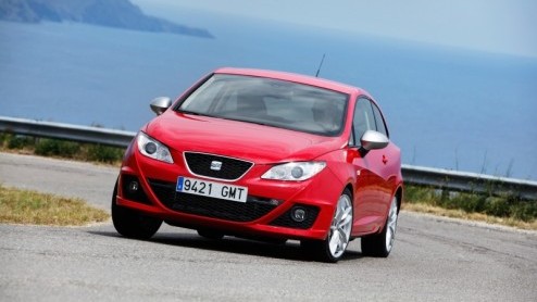 Stilletjes heeft Seat een beresterke diesel aan de Ibiza-range toegevoegd. De Spanjaarden lepelen voortaan ook de 2.0 TDI in de Ibiza FR, voor een prijs vanaf 24.495 euro.
