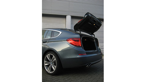 Je zou het misschien niet verwachten, maar door de uitbreidingsdrift in de modelrange van BMW wordt kiezen in de hoge middenklasse eigenlijk steeds inzichtelijker. Want na de 5-serie sedan, Touring en