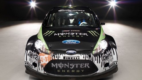 Het Amerikaanse Monster World Rally Team kan rekenen op een ultrasportieve Ford Fiesta. Rallykampioen Ken Block maakt zich op voor de Rally America en doet dat met een 330 pk sterk exemplaar, die voor